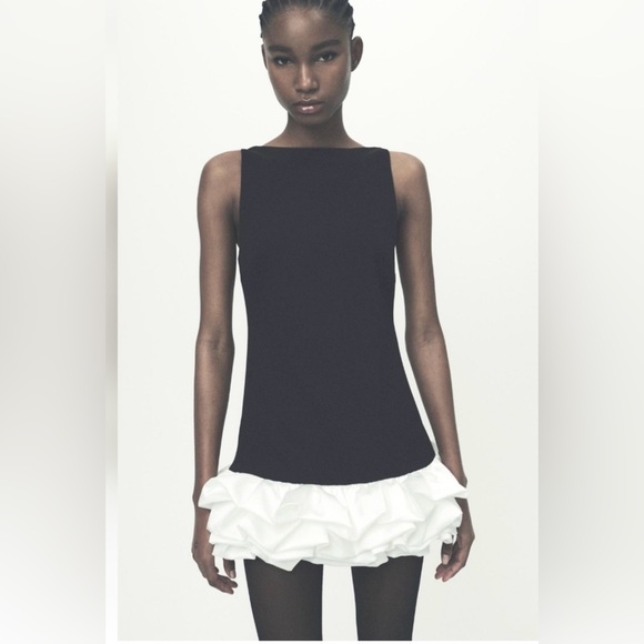 Zara Black and White contrast jumper Mini Dress size XS - Picture 2 of 6